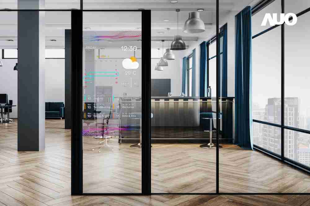 森林舞会致力于研发低能耗之绿色产品，，，如低能耗发光组件Micro LED显示技术，，具高透明、、、、可无限拼接的特性，，可依需求调整并延伸应用于不同场域，，，，包括汽车侧窗或家庭玄关、、、智慧橱窗、、商业展示等